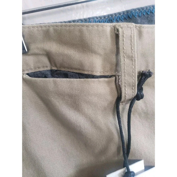 Billabong Shorts Men's  30 Dark Khaki Classic Chino Preppy NWT - Picture 9 of 9